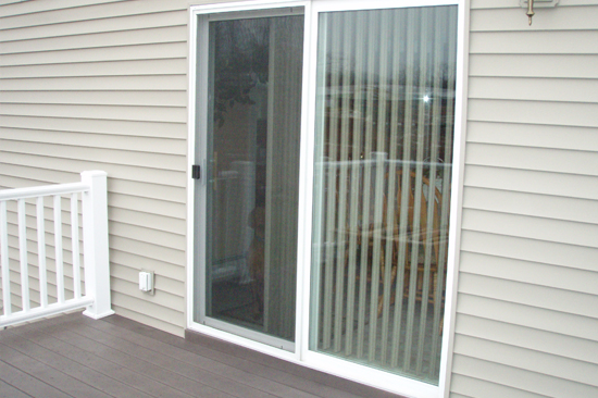 Silver Lakes-screen-door-repair